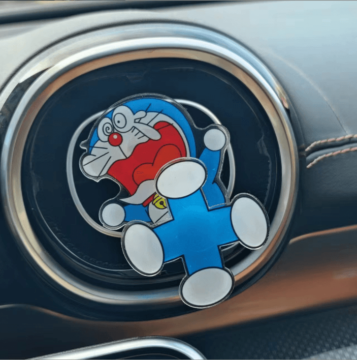 Tom and Jerry Car Aromatherapy Crayon Shin-chan Doraemon Car Perfume Air Vent Car Interior Decoration Decoration