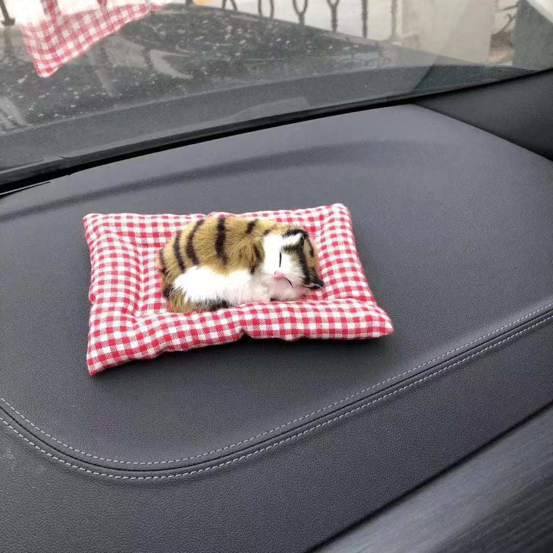 Realistic cat-shaped bamboo charcoal activated carbon car accessories — Car interior decoration | Moisture absorption and deodorization | Cute cat decoration