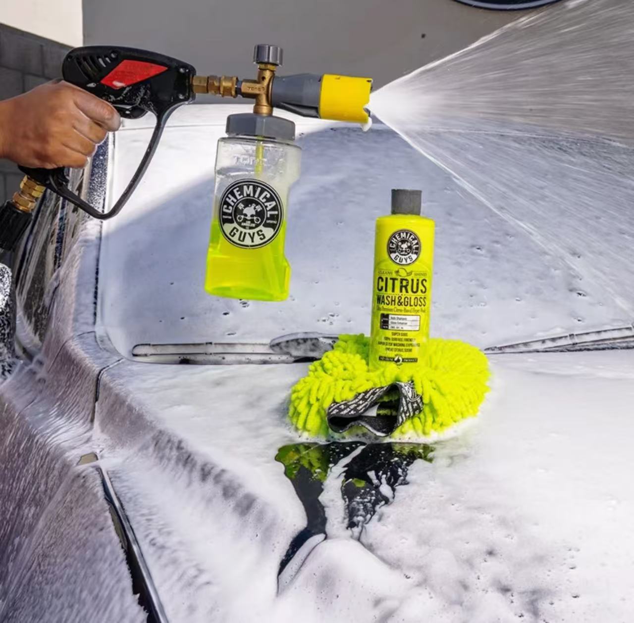 Chemical Guys Car Wash Liquid Citrus Gloss Pre-Wash Powerful Stain Remover Foam Car Wash Liquid for Motorcycles and Cars