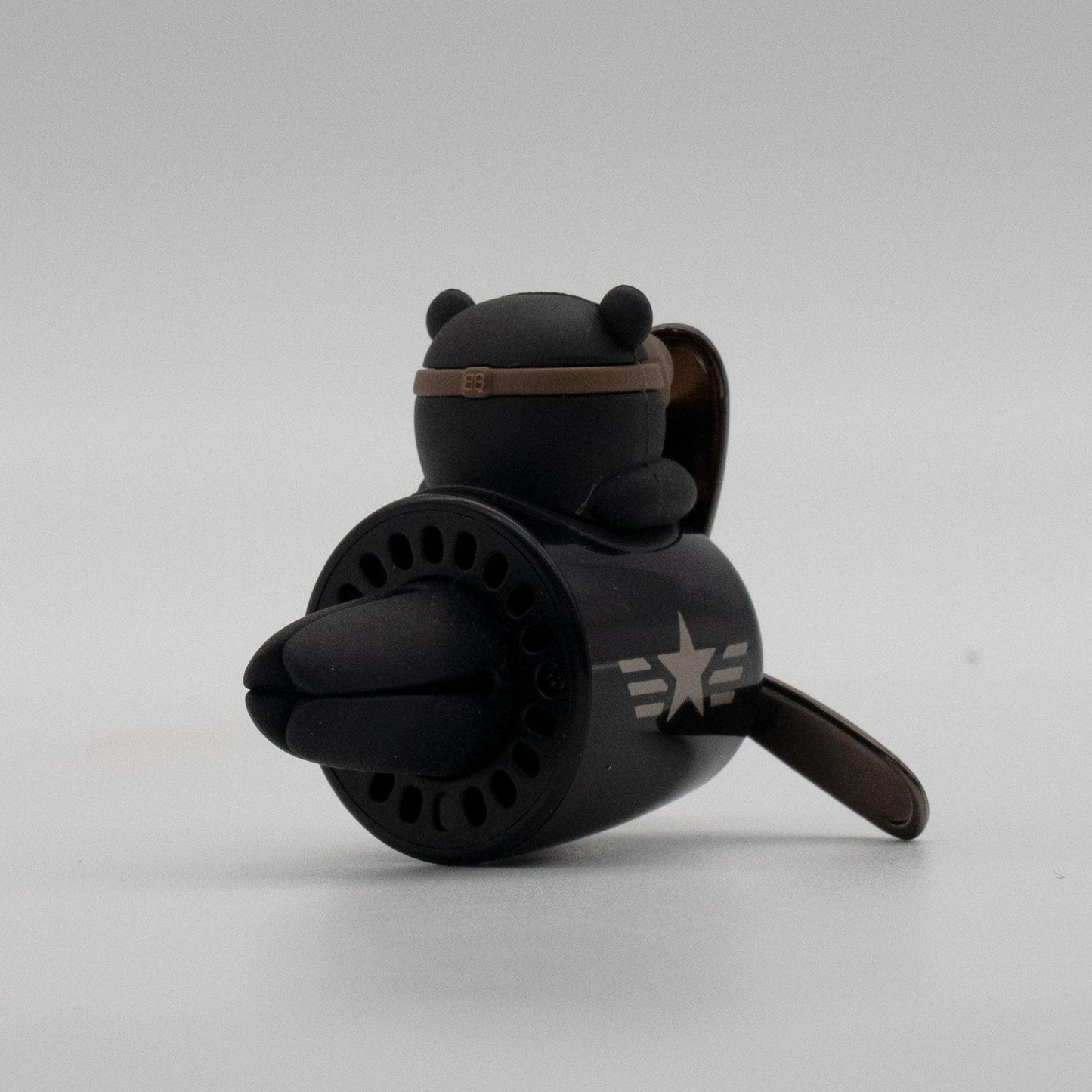 『Super popular car item』 Bear car air freshener | (fragrance 10 tablets) The ultimate design with a retro airplane and Bear