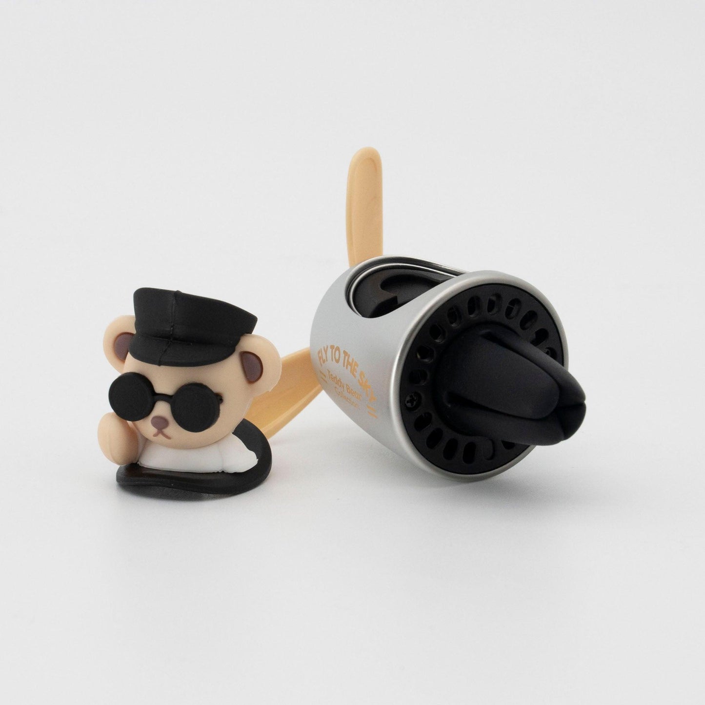 『Super popular car item』 Bear car air freshener | (fragrance 10 tablets) The ultimate design with a retro airplane and Bear