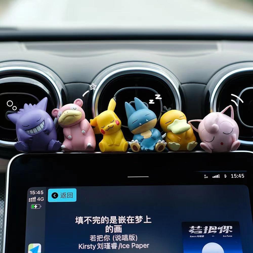 車の装飾.ポケモンGO漫画フィギュア車の装飾品車の人形かわいい車のセンターコンソールの装飾